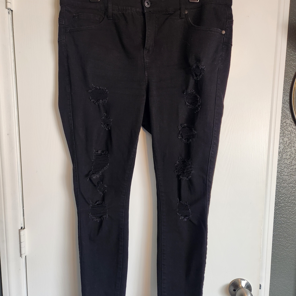 Torrid Black Distressed Skinny Jeans